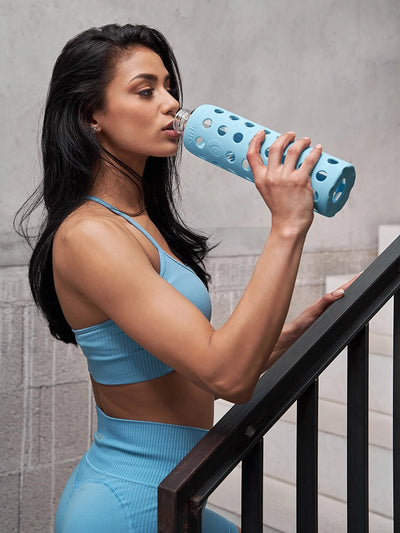 Glass water bottle with silicone sleeve – 750 ml (24oz)