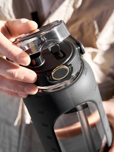 Trinkflasche Glas mit Silikonhülle 2 Liter